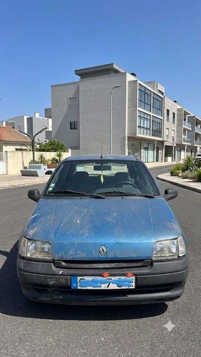 carro clio renalt leia a descriçao