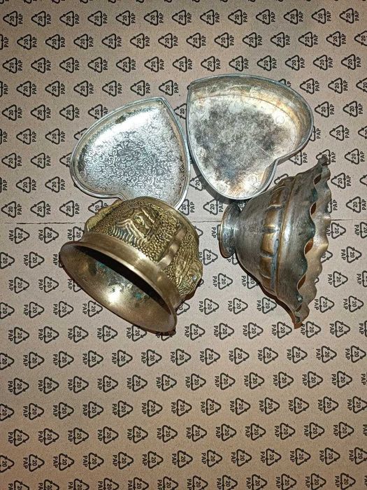 Castiçal antigo para restauro e outros.