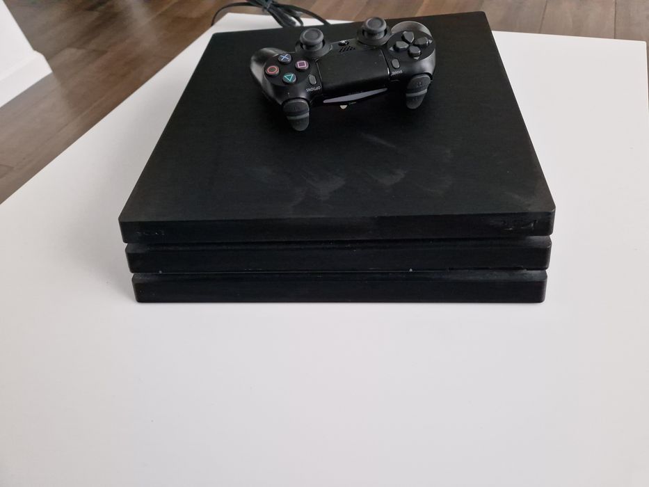 Konsola Ps4 pro ,
