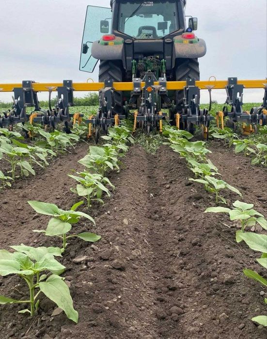 Культиватор міжрядний пропашний КРН-5,6 кпк,кум,кпр,кмр