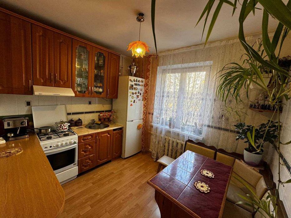 3к квартира на Озерній, 2/9п, ремонт +Меблі, 2 лоджії,ДержпрограмиТАК