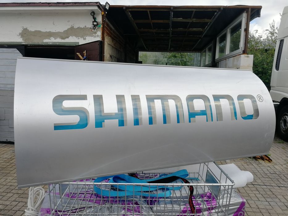 Shimano kołowrotki reklama świetlna