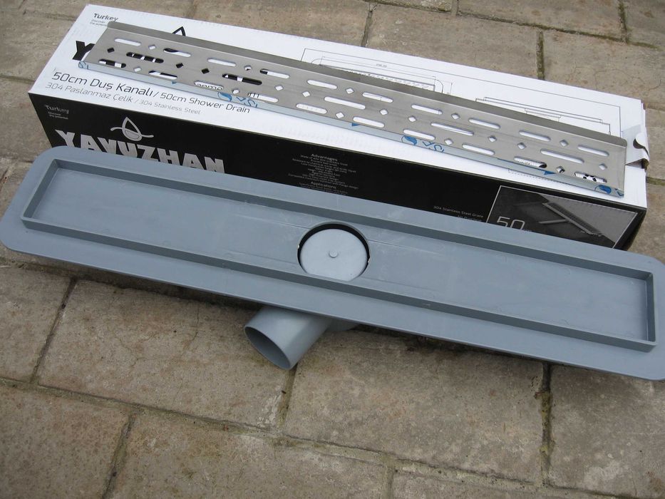 Трап для душа под плитку с мокрым затвором,душевой трап 50  с решеткой