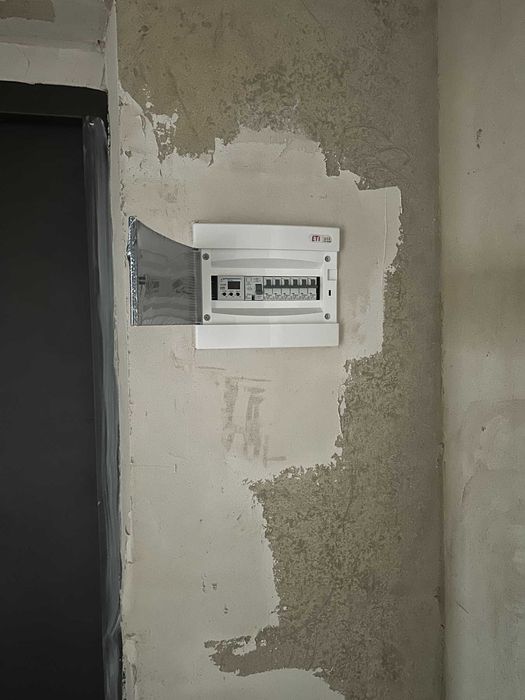 (5) Продам квартиру на Академічному 4422