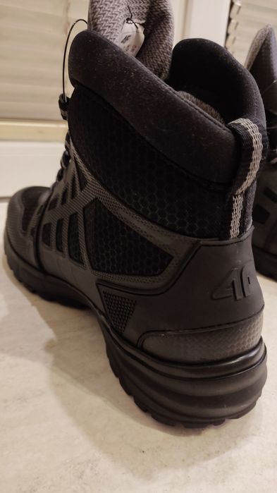 Buty 4F rozm..43