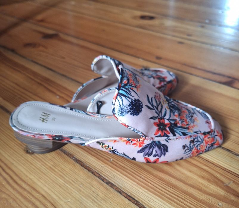 Klapki mule, w kwiaty, kolorowe, H&M, r. 39