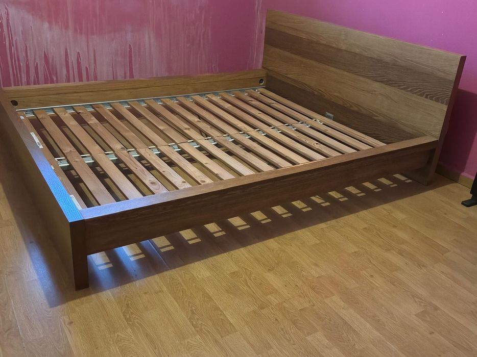 Estrado para cama de casal Ikea
