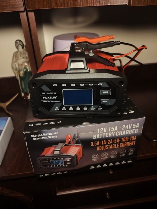 Зарядний пристрій Foxsur 12V 15A: