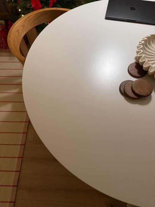 Stół okrągły biały jadalnia salon design, loft