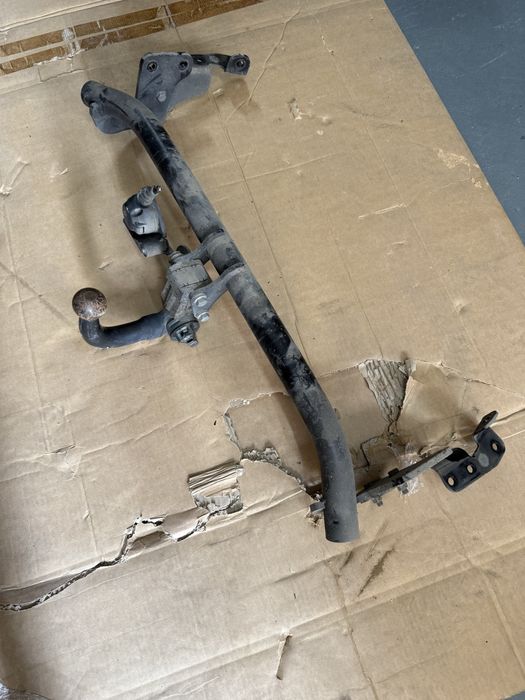 Engate de reboque Brink Citroen c4 Peugeot mitsubishi