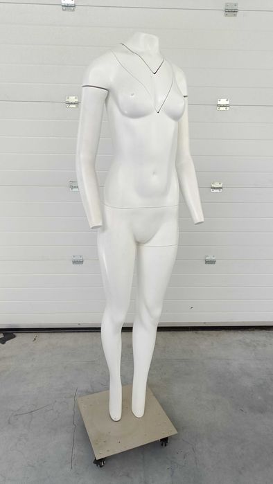 017 Manekin Żeński Damski Duch Ghost 170cm