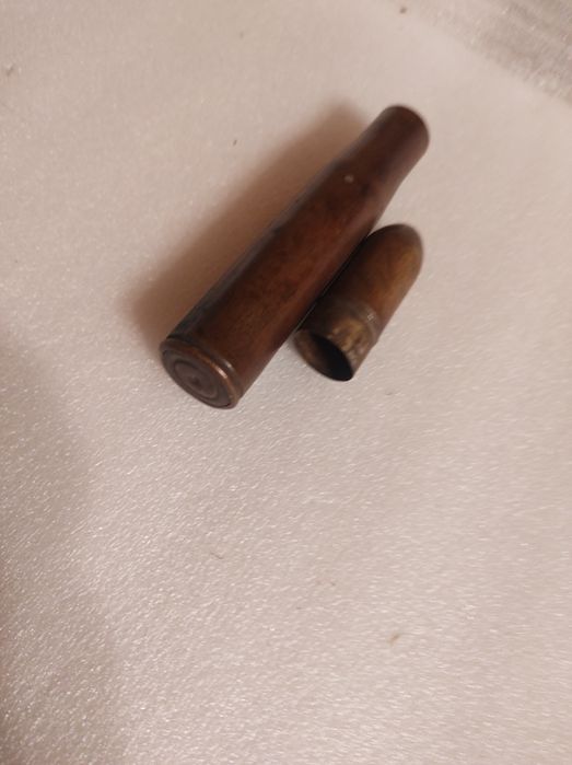 Zabytkowy odstrzelony nabój