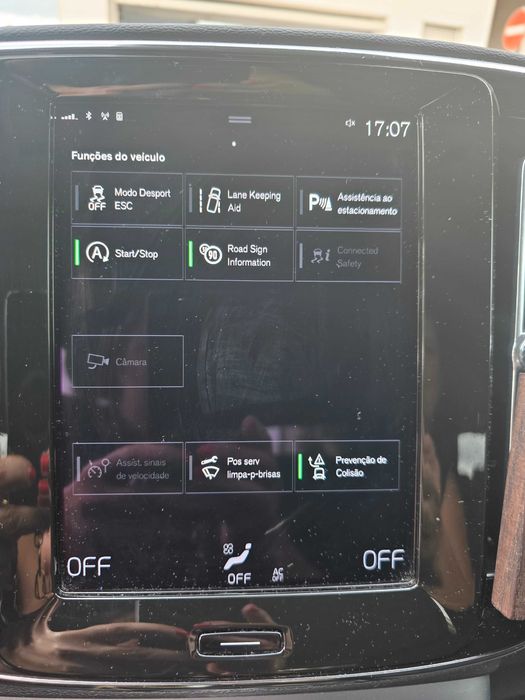 Volvo XC40 T2 Gasolina Momentum Plus de 2021 32000KM
