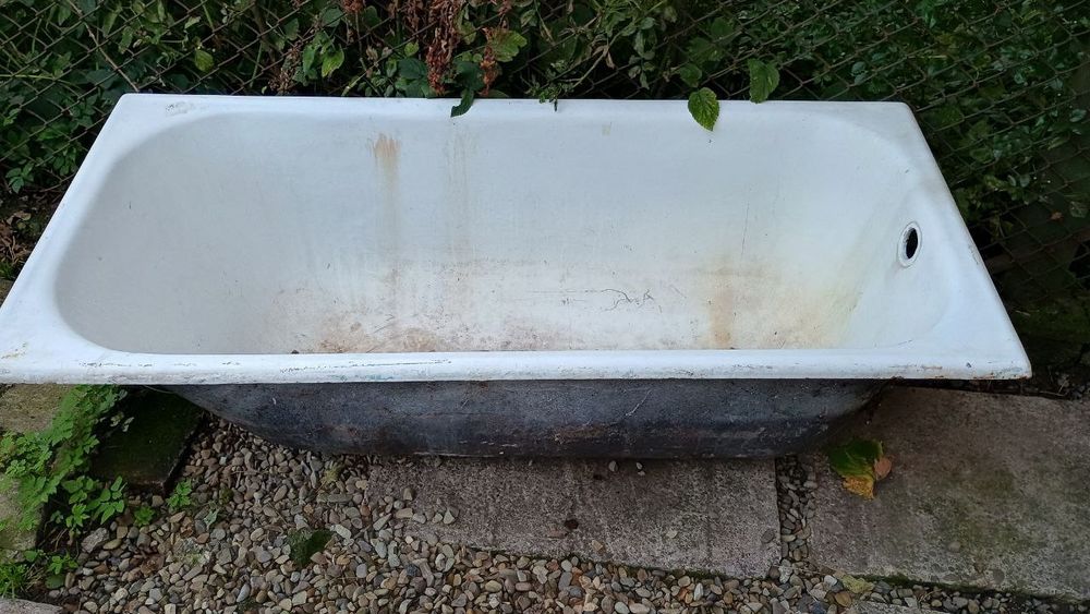 Чугунна ванна вічна