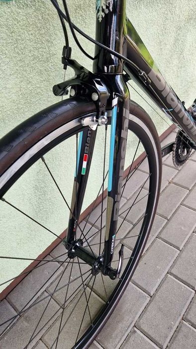 BIANCHI VIA NIRONE alu carbon 105 11s szosa endurance SUPER STAN r57