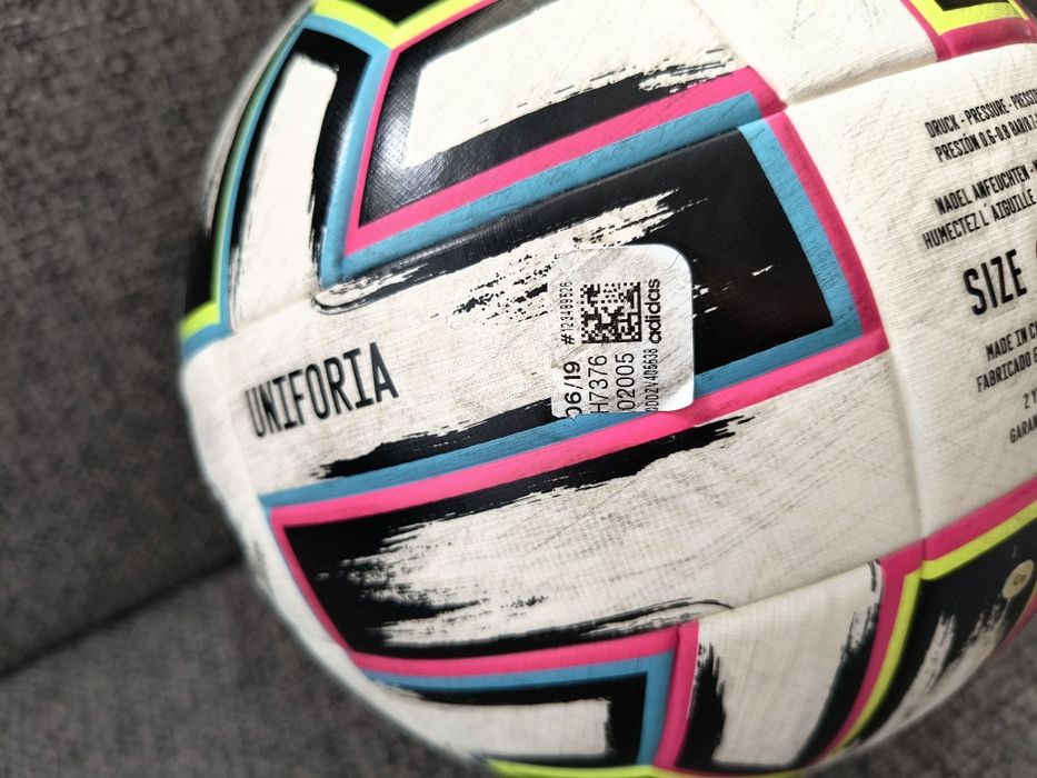 Piłka nożna Adidas