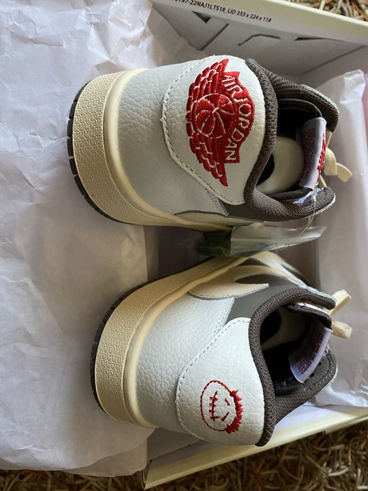 Nike X Travis Scott Reverse Mocha