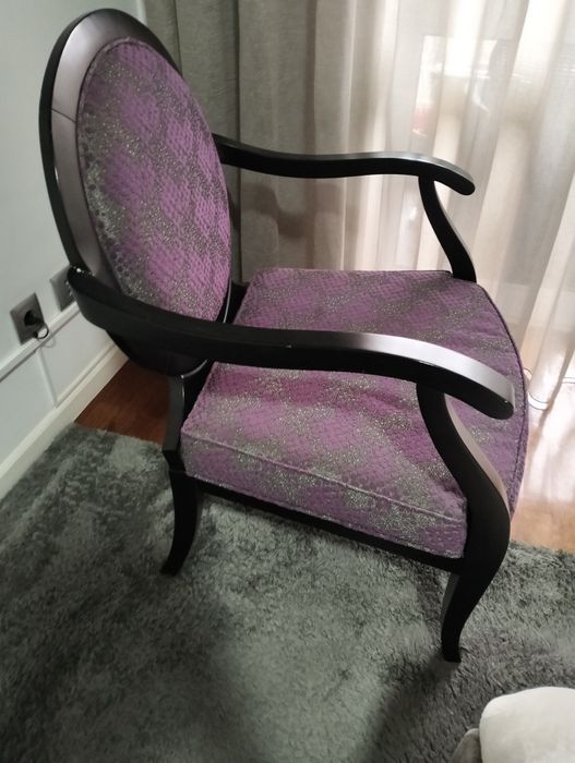 Vendo 2 cadeirões. Bom preço