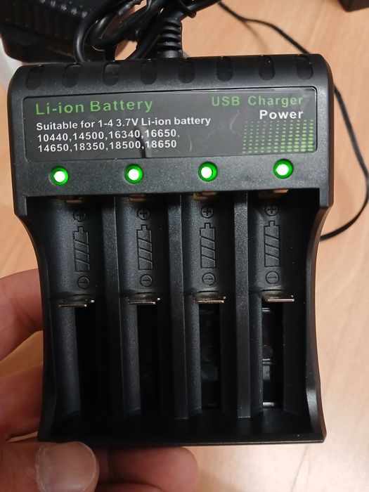 Ładowarka USB do baterii