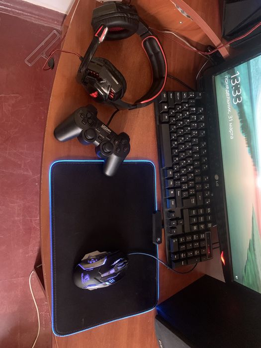 Продам ПК в отлчном состоянии+всякие ништяки)