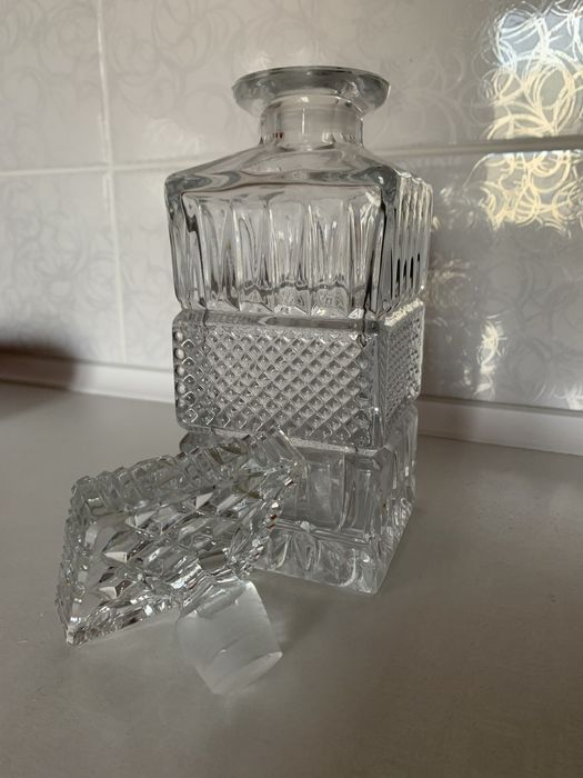 Графін Bohemia Brittany кришталь