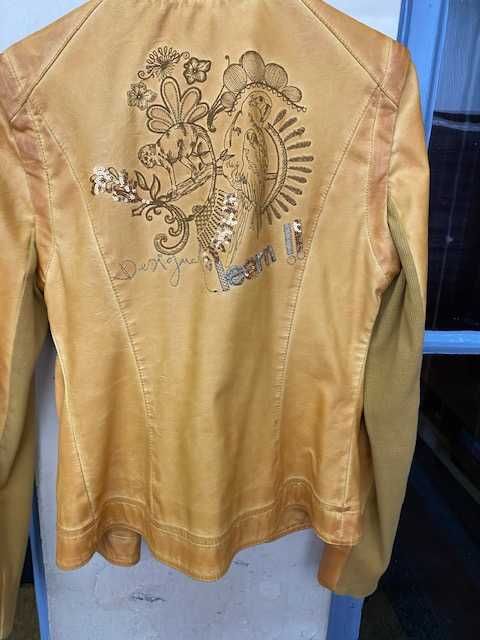 Blusao/Colete lindissimo Desigual