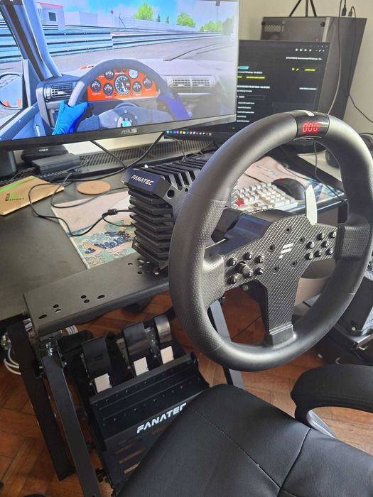 Simulador de automóveis (Fanatec, Next Level Racing e SHH Simulation)