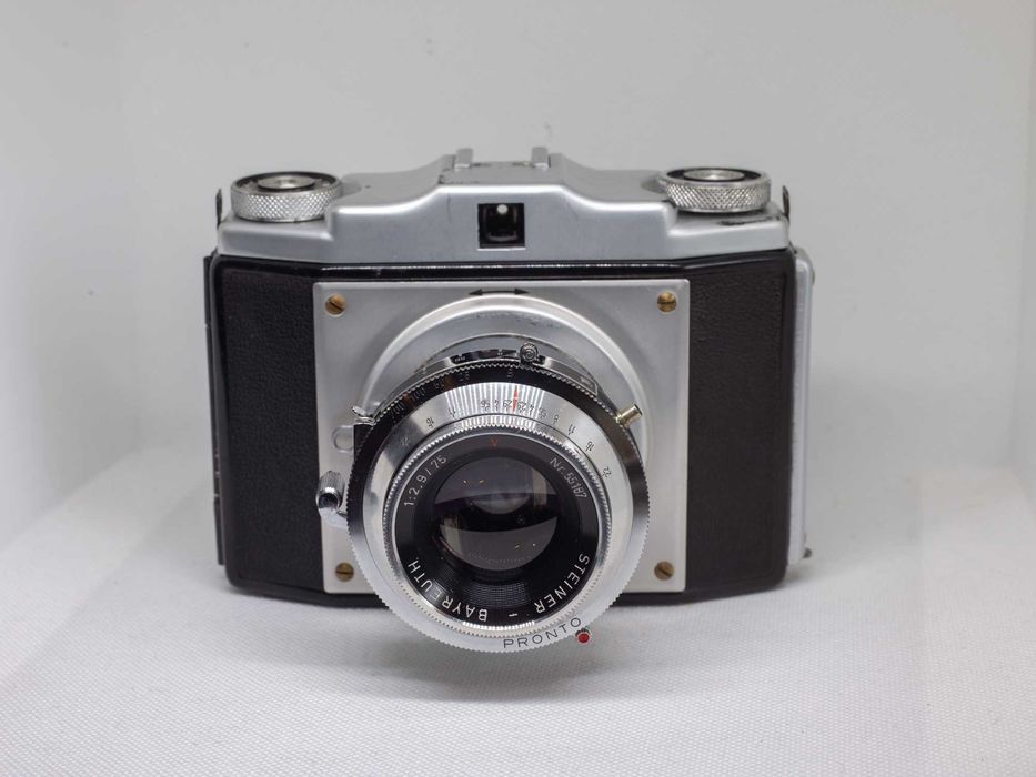 Máquina Fotográfica analógica 120 mm 6x6 Goldammer/Goldeck Corina