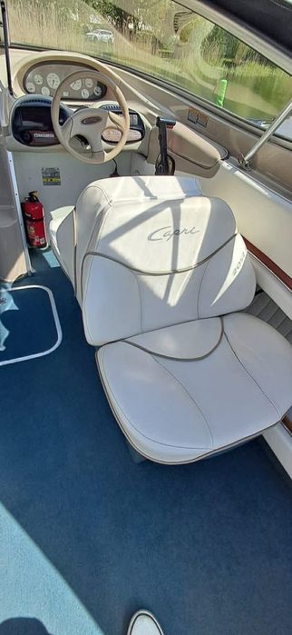 Łódź Bayliner Capri z przyczepą w cenie 50000
