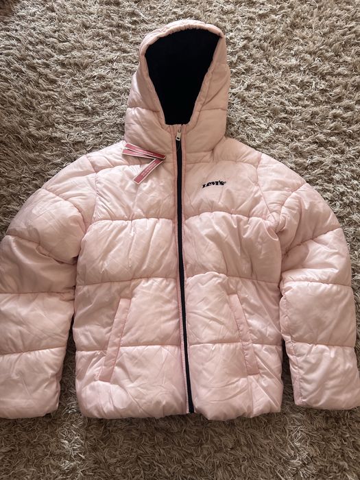 Курточка новенька Levi’s