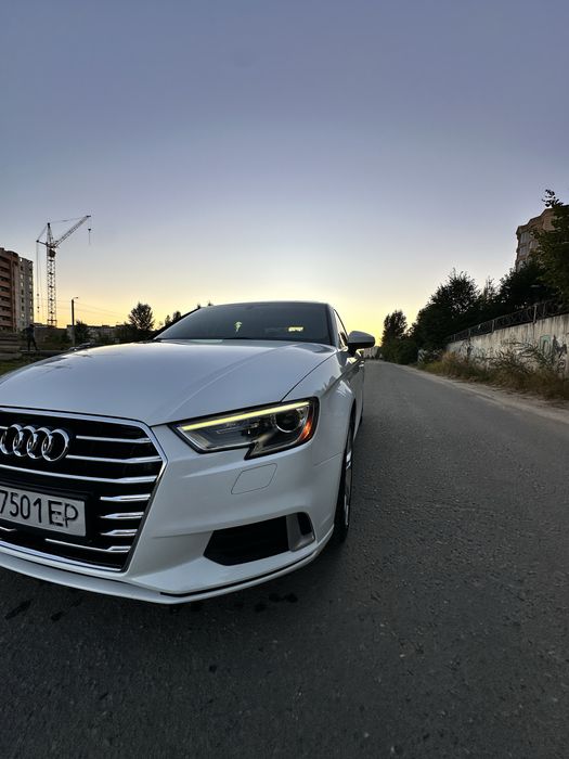 Audi A3 2017 VIN WAUAUGFF5H1062302 фото оголошення 4 з 11