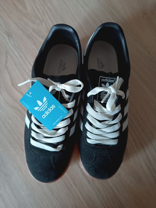 Nowe Adidas gazelle - rozmiar 40.
