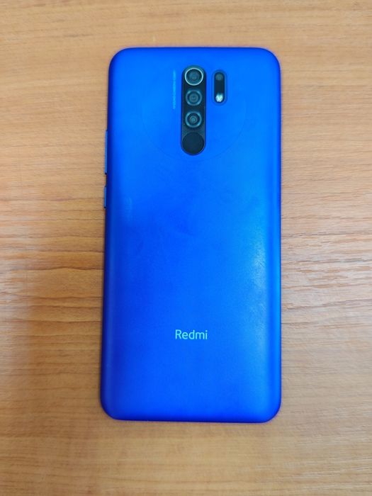 Redmi 9 Не вмикається