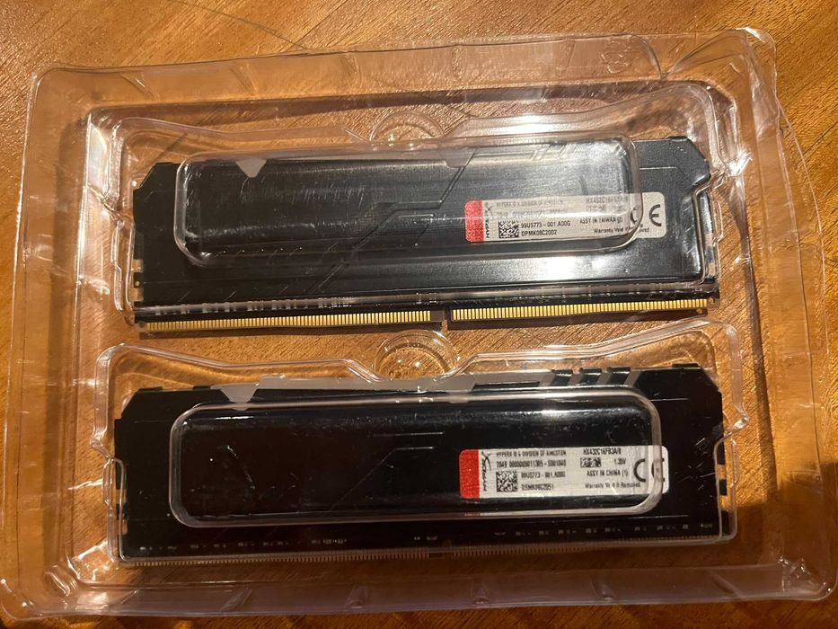 Memória RAM 16GB (2x8GB) DDR4 HyperX Fury 3200MHz RGB