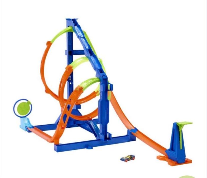 Hot wheels трек, в ідеальному стані