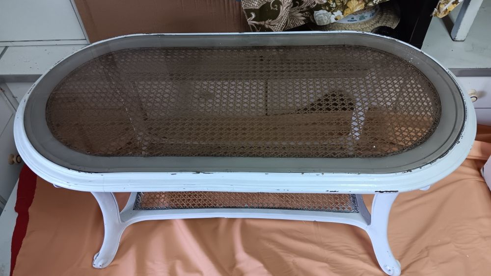 Mesa de sala com vidro