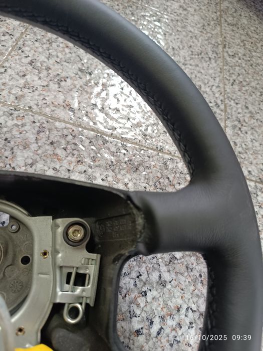 Volante Audi A3 8L / Audi A4 B5 em pele