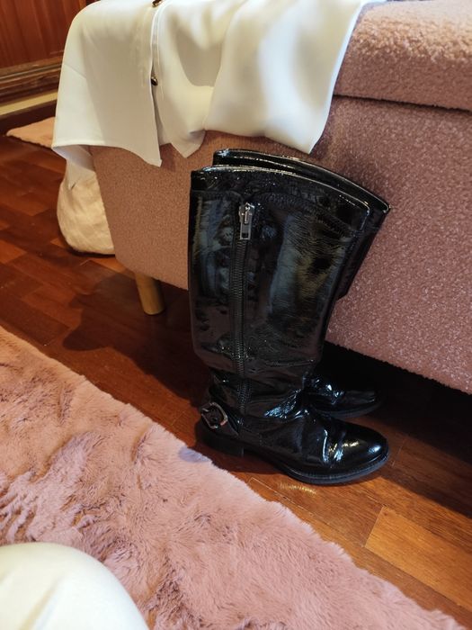 Botas cano alto verniz