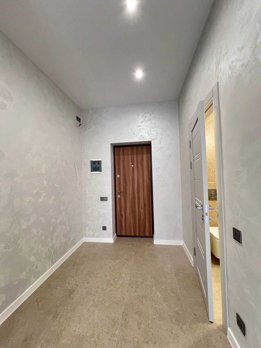 Продам однакімнатну квартиру в ЖК "Золоті стовпи" на Слобідці