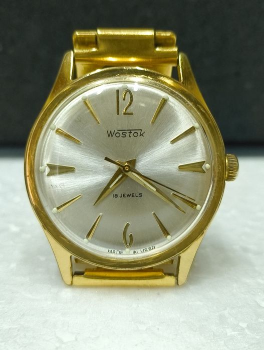 Наручниий годинник восток. Наручные часы восток в позолоте, ссср