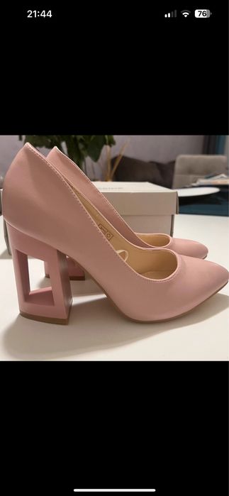 Sapato salto alto