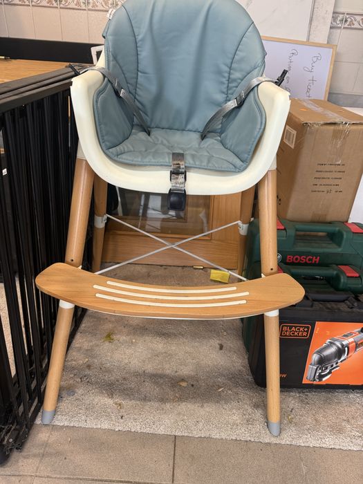 Cadeira alta para bebé para comer