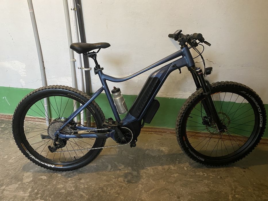 Продам велосипед Giant в отличном состоянии