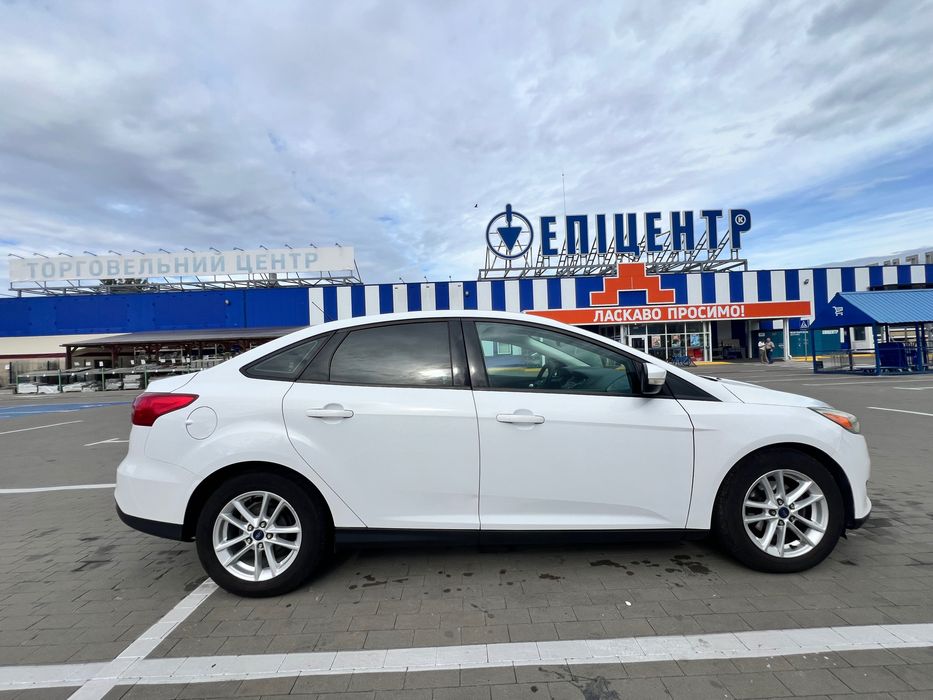Продаж Ford Focus 2.0 бензин автомат 2016 рік