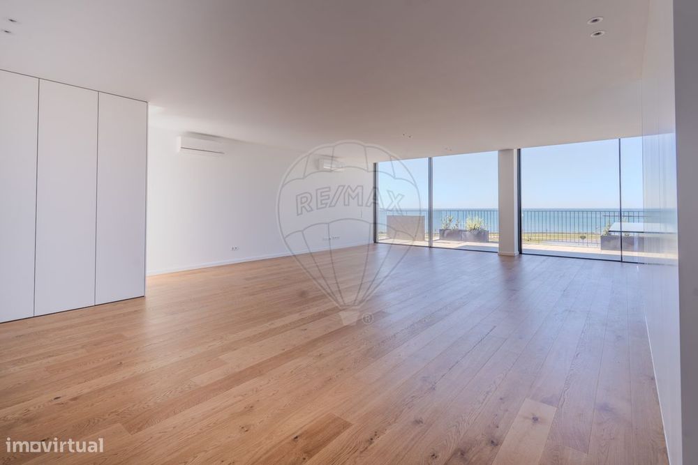 Apartamento T4 para venda