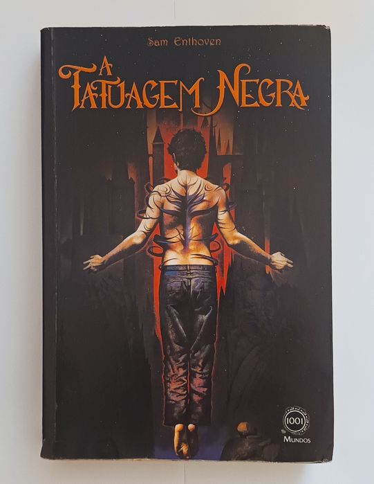 Vendo livro Tatuagem negra