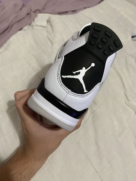 Nike Air Jordan 4 Military Black