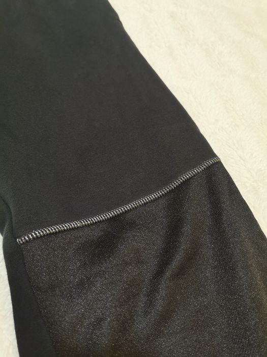 Czarne damskie spodnie dresowe Nike XS