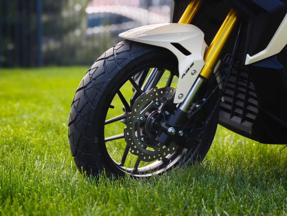 Скутери вищої якості Максі-скутер Vilardo AGV-S Yamaha N-MAX Honda PCX ексклюзивно в Артмото Київ!