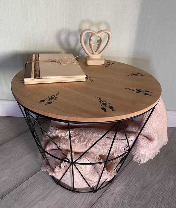 Столик з кошиком «Gusta»